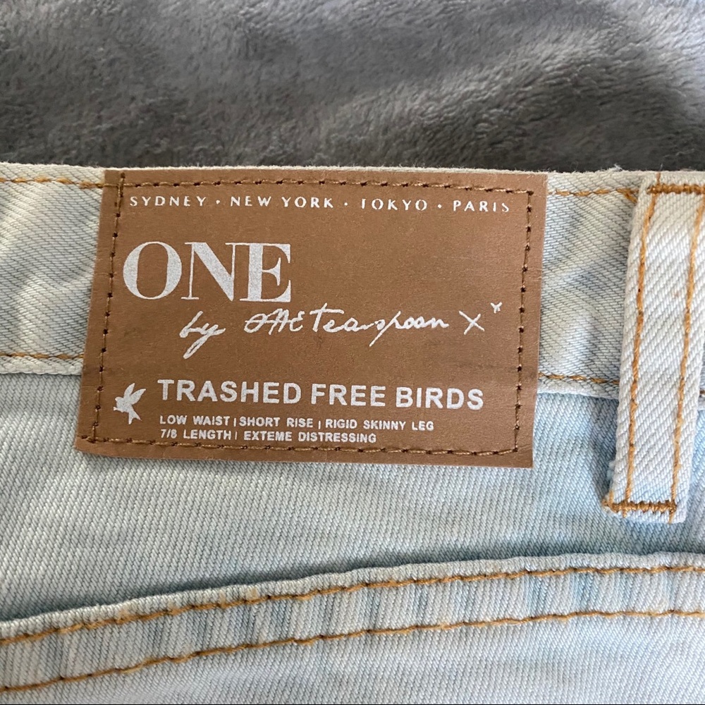 One Teaspoon Ripped Jeans - Picture 10 of 13